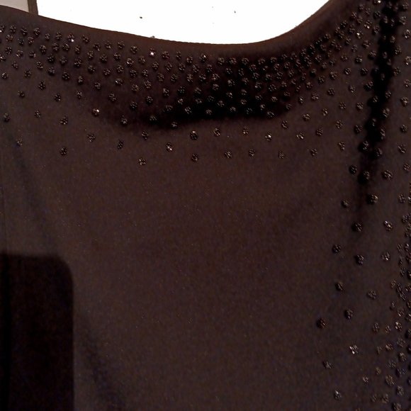 •	Dollar One Shoulder Front Slit Black with Decorative Highlights Size Medium - Picture 6 of 9